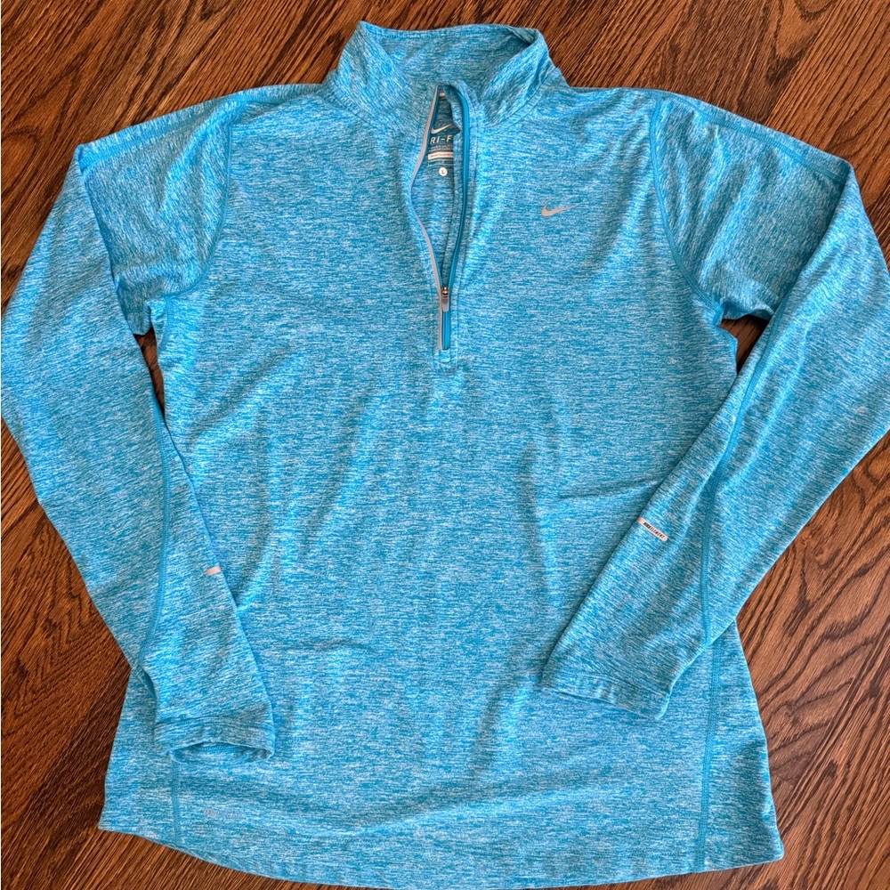 Women’s Nike Element Running Long Sleeve 1/4 Zip Top, size Large, Heather Blue